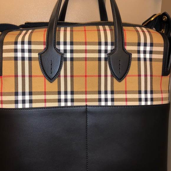 burberry kingswood vintage check & leather diaper bag